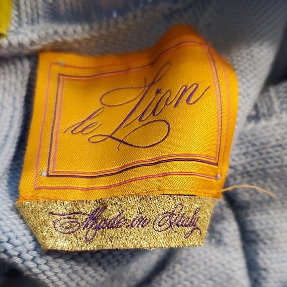 Le Lion Cardigan Size Medium Tie Front - Picture 8 of 10